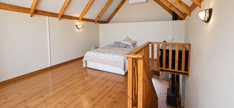 4 Bedroom Property for Sale in Langenhovenpark Free State